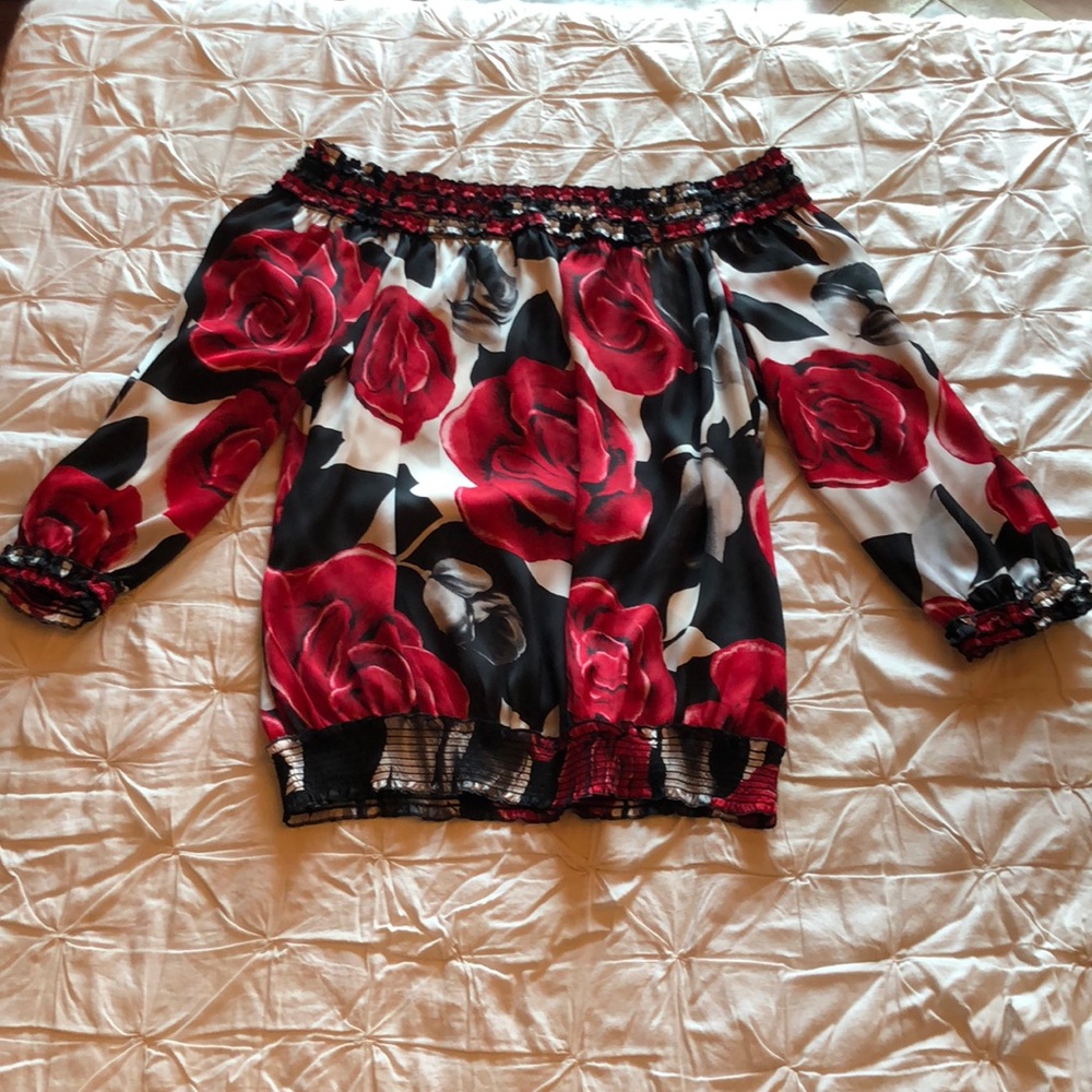 White House Black Market Floral Top